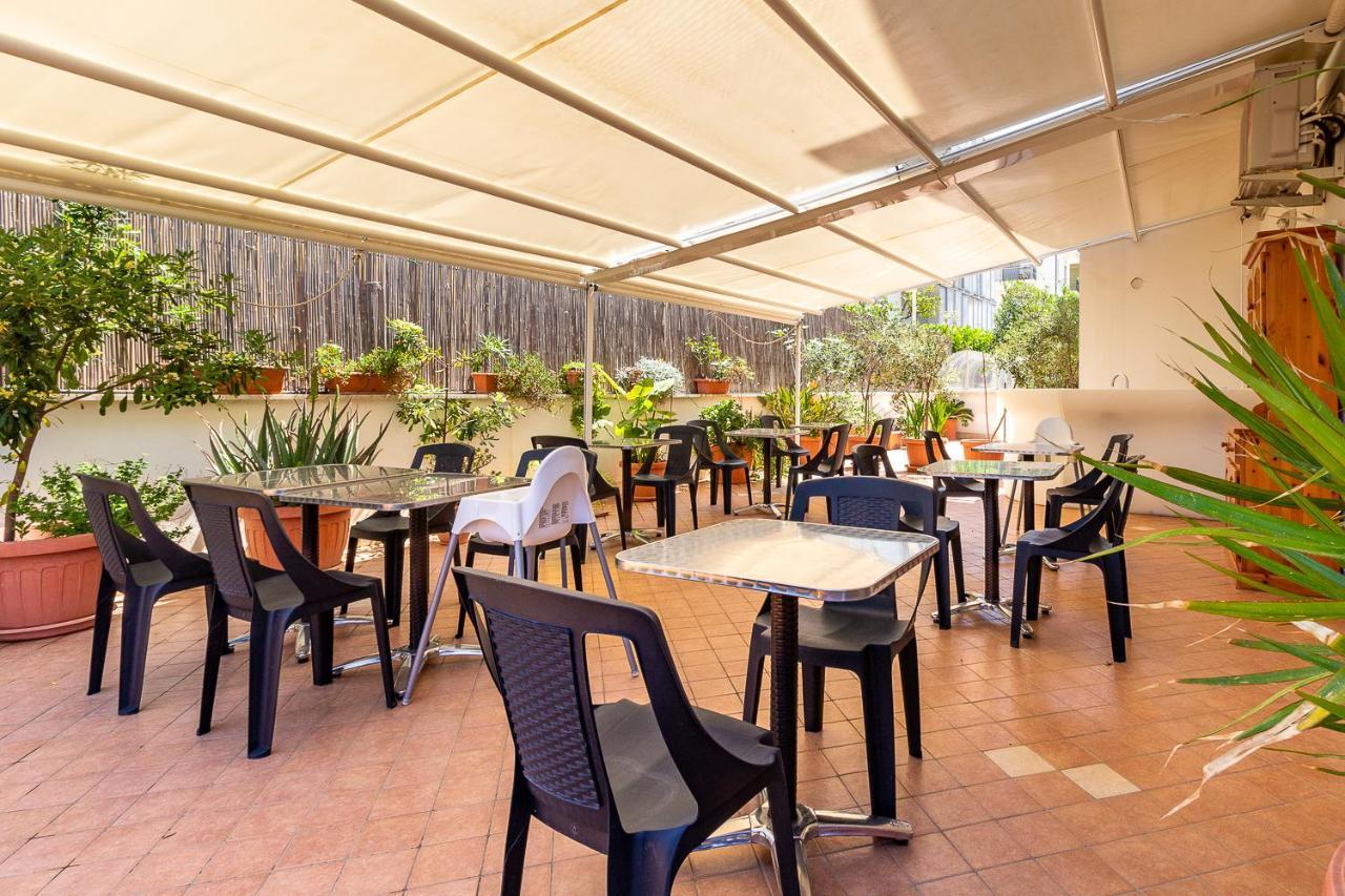 B&B Sperlonga Bagian luar foto